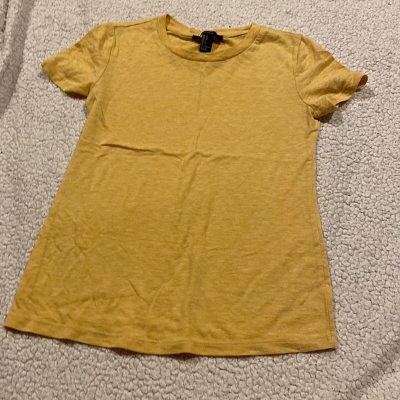 Yellow soft tshirt - Picture 1 of 6